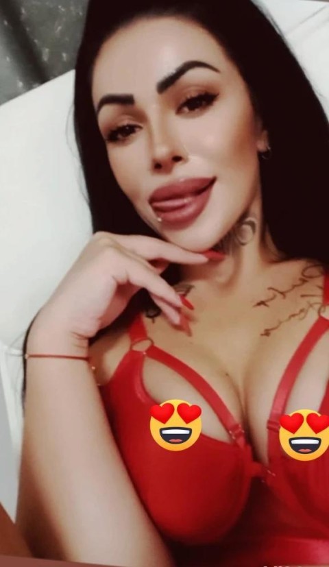 Experience a Girlfriend Experience Like No Other in Cannock!