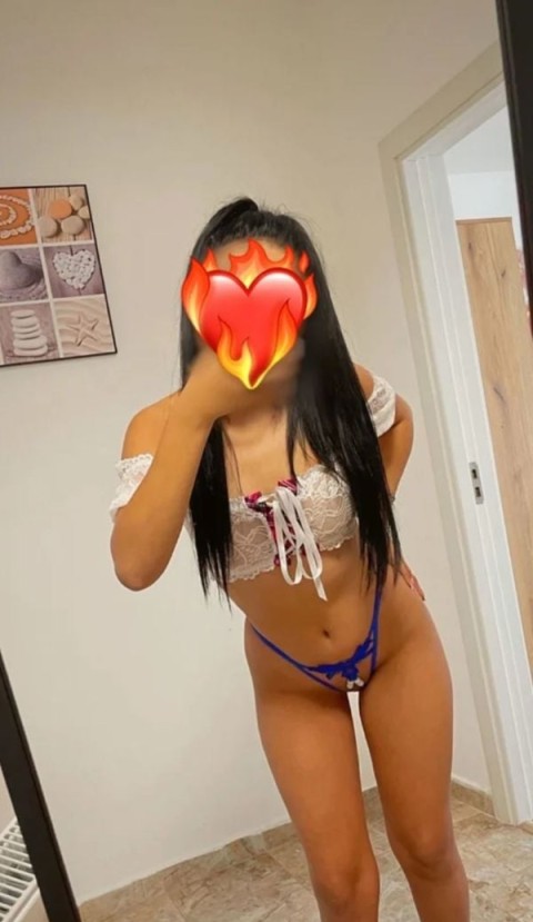 Experience a Porn Star Experience with Marya in Coventry