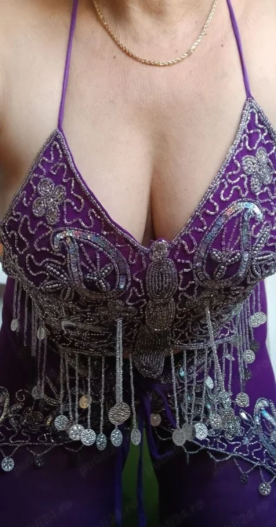Experience a Professional Service with Andreea in Solihull