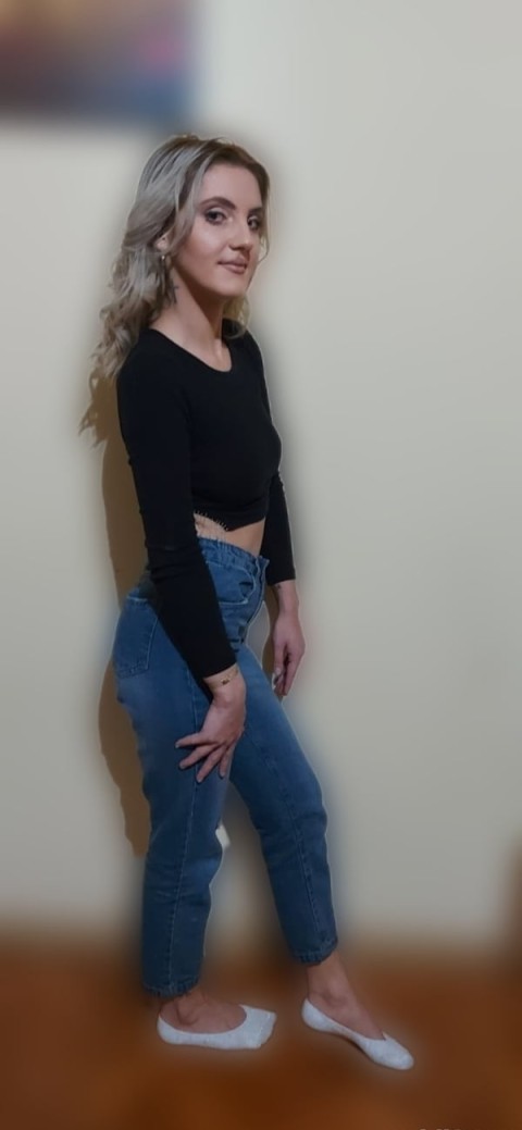 Experience a safe and clean encounter with Bianca