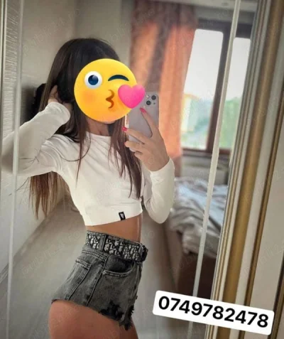 Experience a VIP escort for a delightful dinner date in Telford · vip escort for dinner date