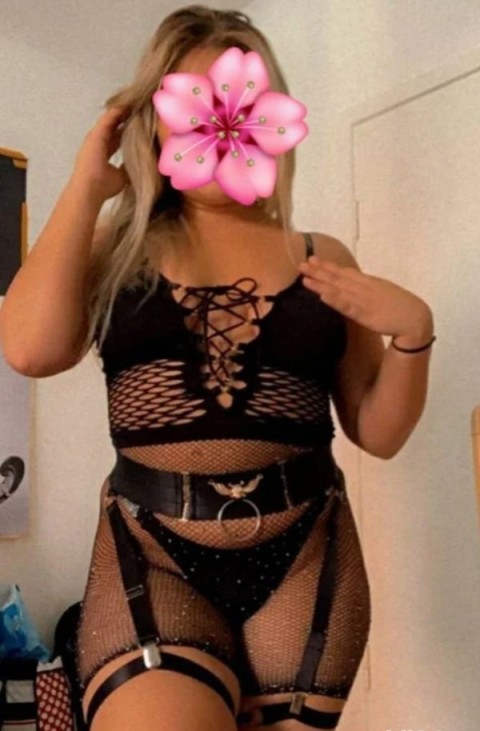 Experience an Apartment Incall London with Alice in Birmingham