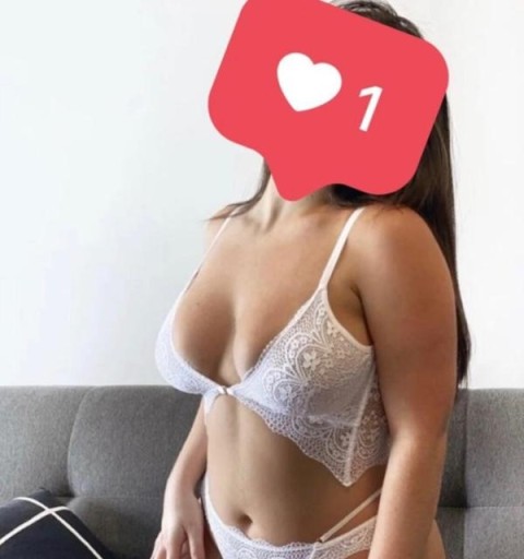 Experience Deep Kissing Available with a Top Escort in Stafford