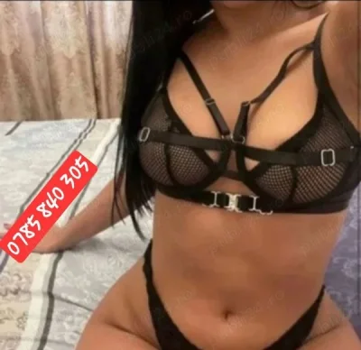 Experience Financial Domination with Valentina in Sutton Coldfield