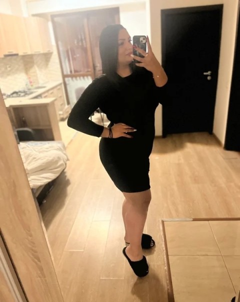 Experience Halesowen with a1 girls for an Unforgettable Encounter