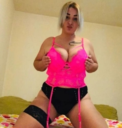 Experience the Charm of Asian Girls in London with Exquisite Leicester Escorts