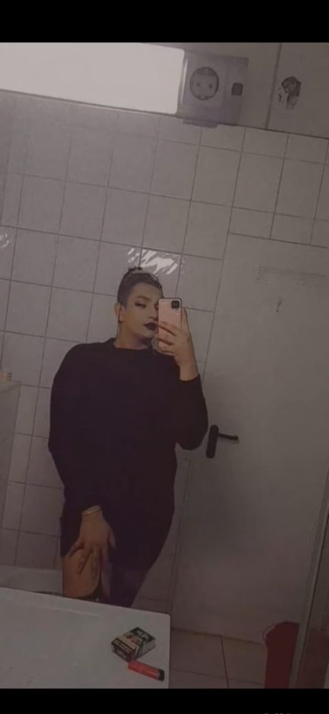 Experience the Charm of English Ladies in Wolverhampton