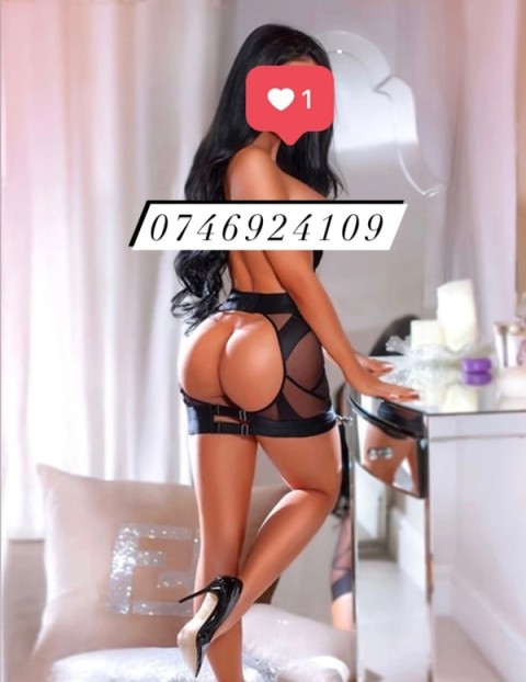 Experience the Charm of New York Escorts in Kidderminster