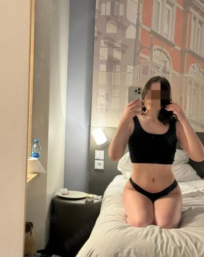 Experience the Girlfriend Experience London with Rebeka in Sandwell