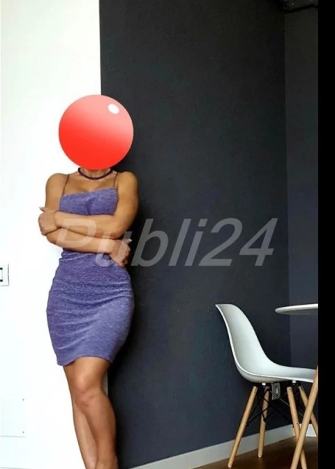 Experience the Girlfriend Experience with Bela in Coventry