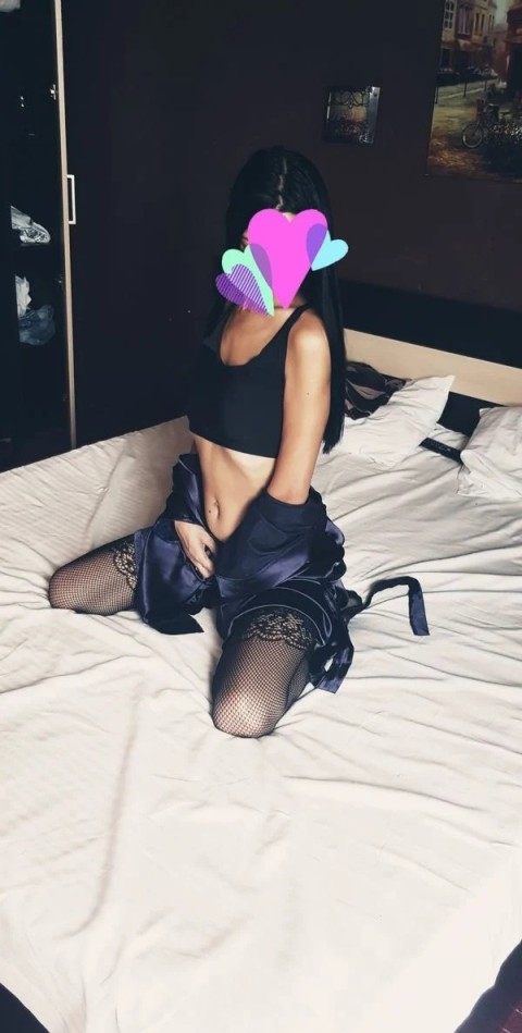 Experience the Girlfriend Type Escort in Telford