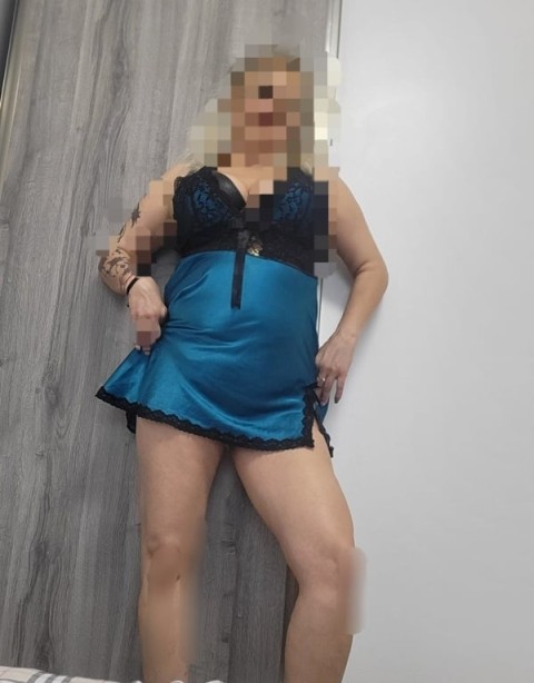 Experience the Hotwife Lifestyle in Tamworth · hotwife experience