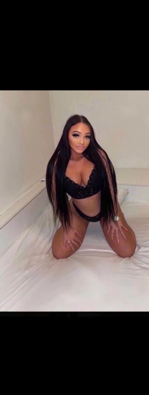 Experience the Luxury of bbw escorts with Delia in Dudley