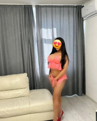 Experience Vanilla Friendly Escapades in Dudley