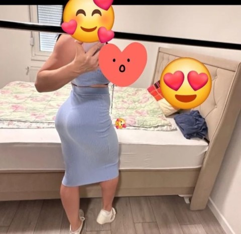 Experience Young Petite Escorts in Leicester