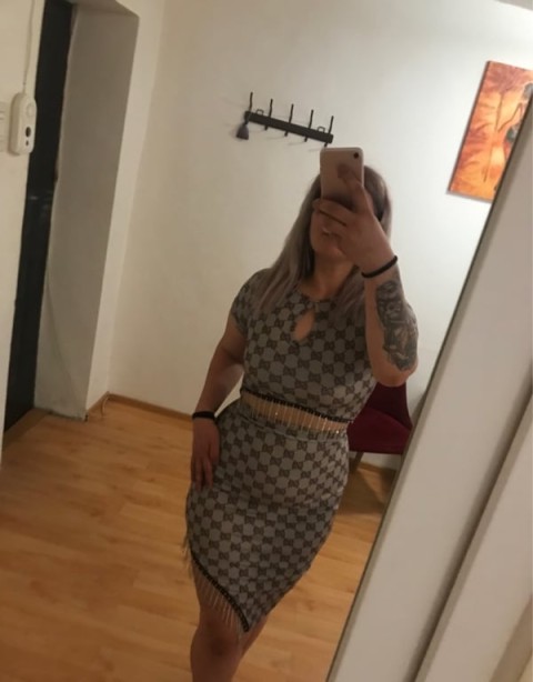 Experienced Independent Escort Offering Full Service Massage in Telford · full service massage uk