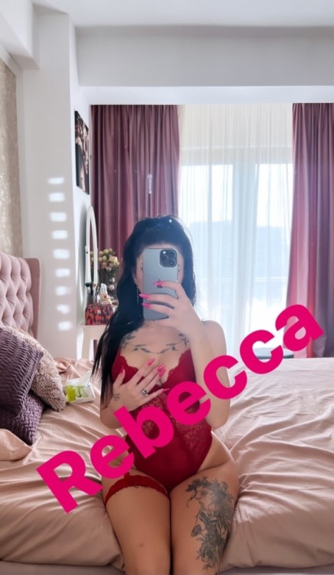Explore Stourbridge with Leicester Sexy Girls for an Unforgettable Experience