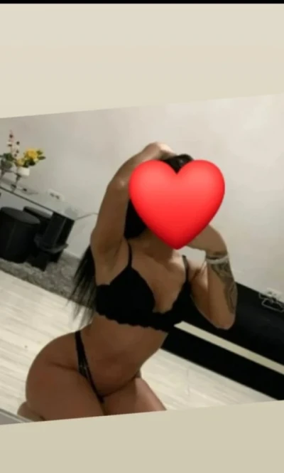 Explore the Charm of M25 Escorts with Maria