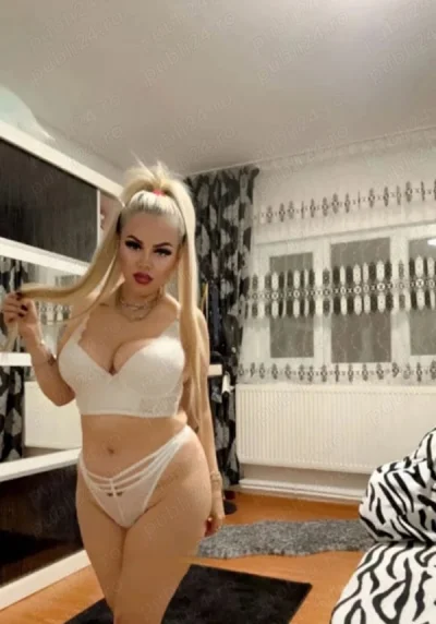 Explore the top escorts list in Redditch