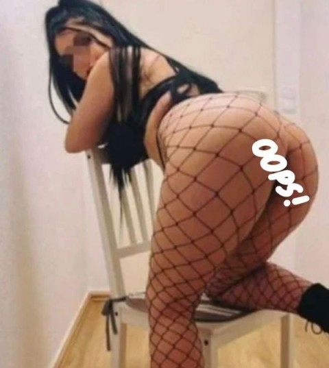 Explore the World of Young Petite Escorts in Tamworth