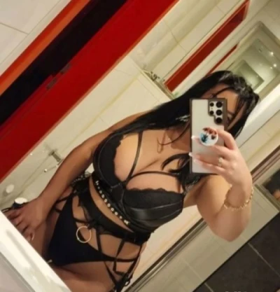 Explore Verified Escorts UK in Leamington Spa with Aleyna