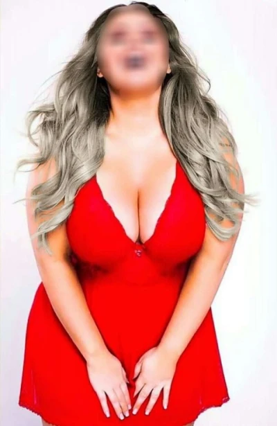 Exquisite Middle Eastern Escorts: Cerasela Awaits You in Dudley