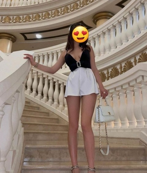 Fashion Models: Meet Adina in Dudley