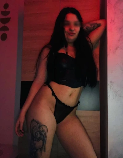 Fit Body Escorts: Experience Mihaela Oltenița in Leicester