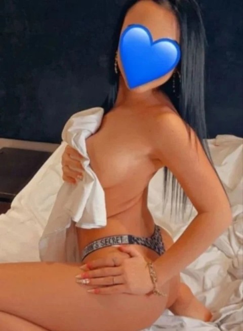 Gentleman’s Service with Stunning 18yo Escorts in Halesowen · gentleman s service