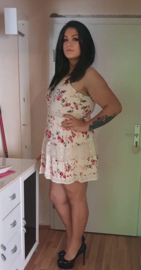 Genuine Girlfriend Type Experience in Rugby