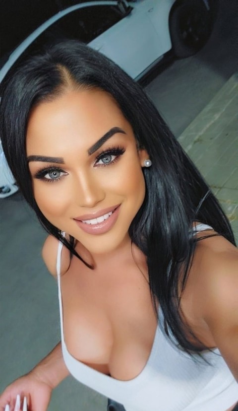 GFE Experience with a Fashion Model in Dudley