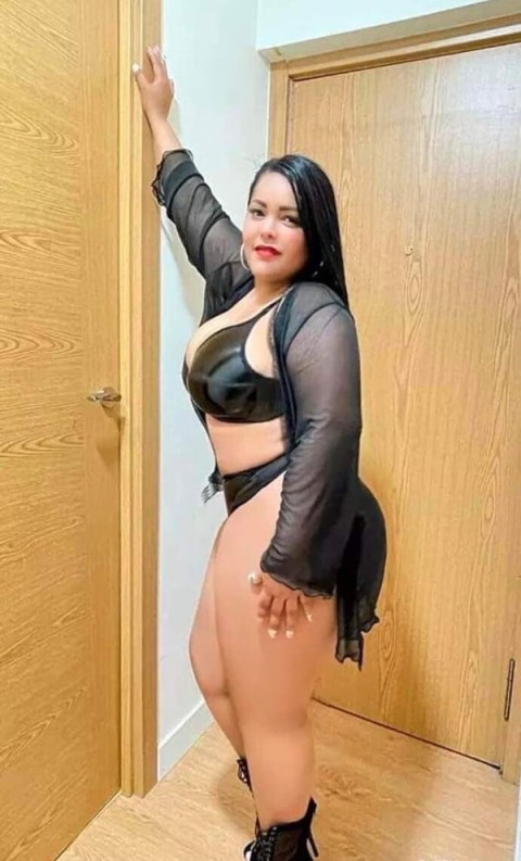Hotel Friendly Girls Await in Leicester