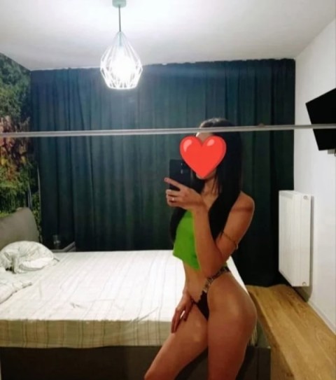 Leicester’s Secretary Fantasy Awaits You