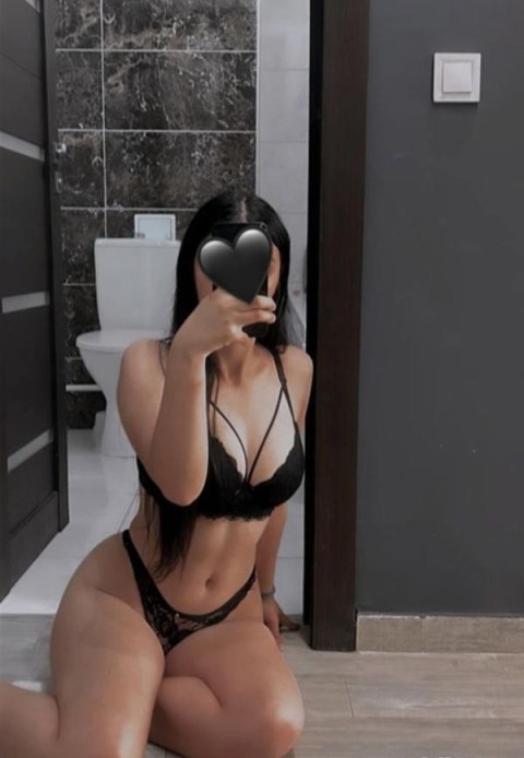 Local escorts UK for a delightful experience in Leamington Spa