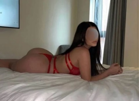 Luiza: Your Companion in Edinburgh Old Town