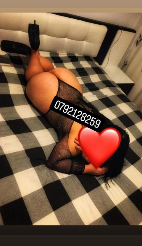 Mature Escorts Ready for Discreet Encounters