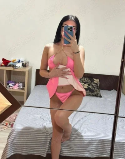 Meet a 19 year old Delight in Cannock