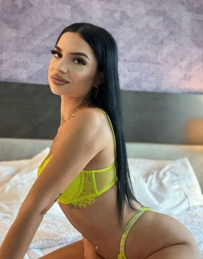 Meet Denisa – Your Independent Leicester Gym Girls UK Experience