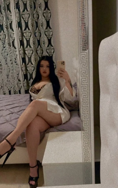 Meet Leicester’s Sexy Girls: Experience Mia’s Unique Company · leicester sexy girls