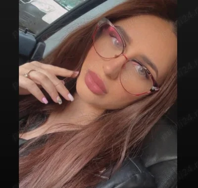 Meet our mixed heritage escorts – Cătălina in Tamworth