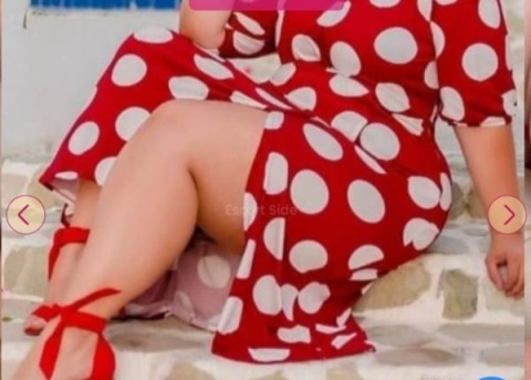 Meet the exclusive girls of Droitwich for a memorable experience