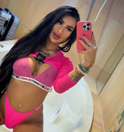 Meet the young escorts of Derby: Sibela