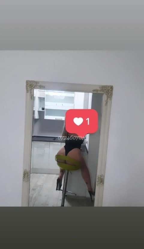 Meet Vicky, your charming dominatrix in Solihull!