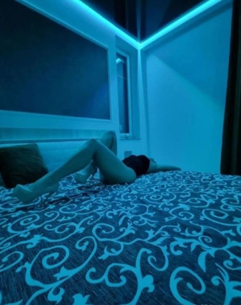 Melysa in leather gear for a luxurious time in Solihull