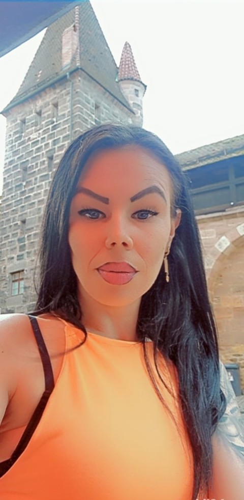 Natural Hair Colour Beauty Ready for You in Nuneaton