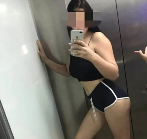 Non-Smoking Companion for an Unrushed Experience in Leamington Spa