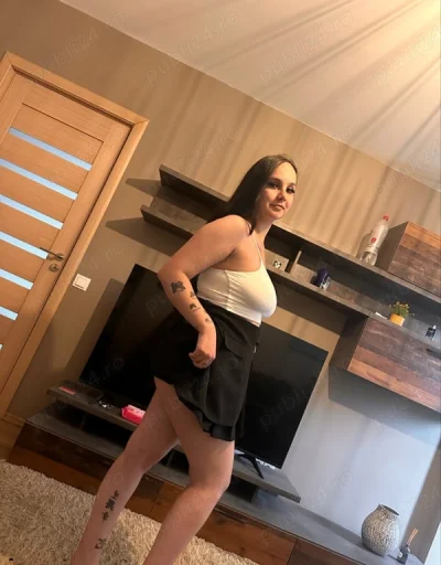 Party Girls: Mixed Heritage Escorts in Tamworth