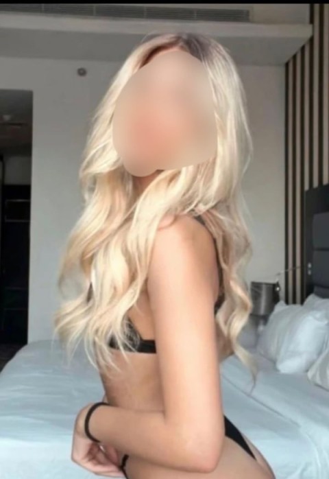 Petite Escorts for Discreet Encounters in Leicester