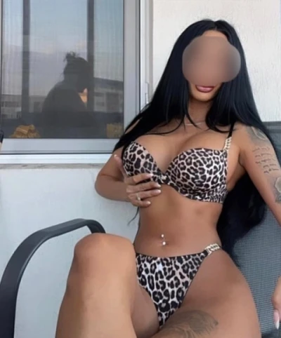 Private Party Girls: Meet Tina, Your 18yo Escort in Coventry