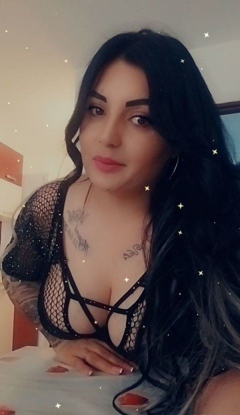 Safe Meet Ups in Walsall with a Mature Escort